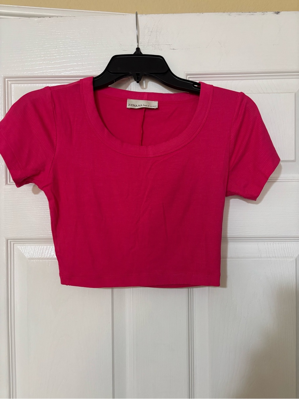 Zenana Fuchsia Ribbed Scoop Neck Crop Top